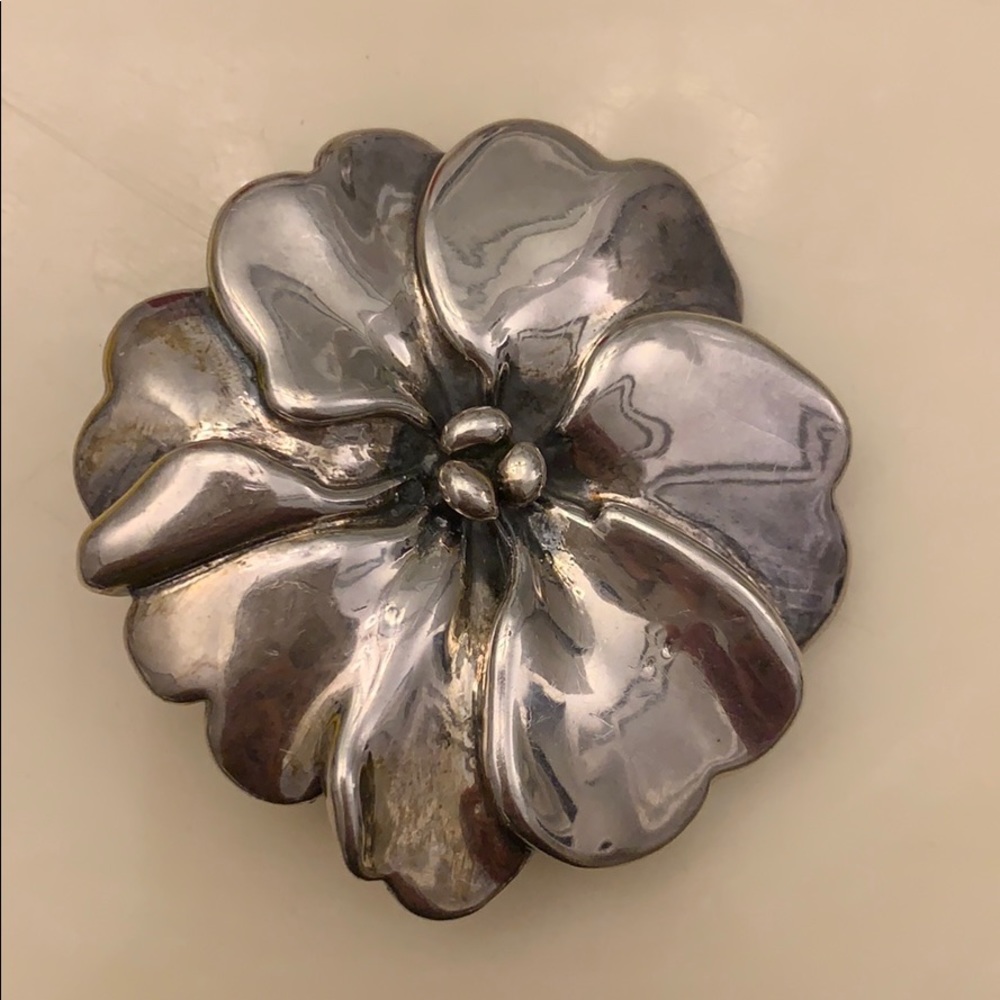 Sterling silver flower brooch